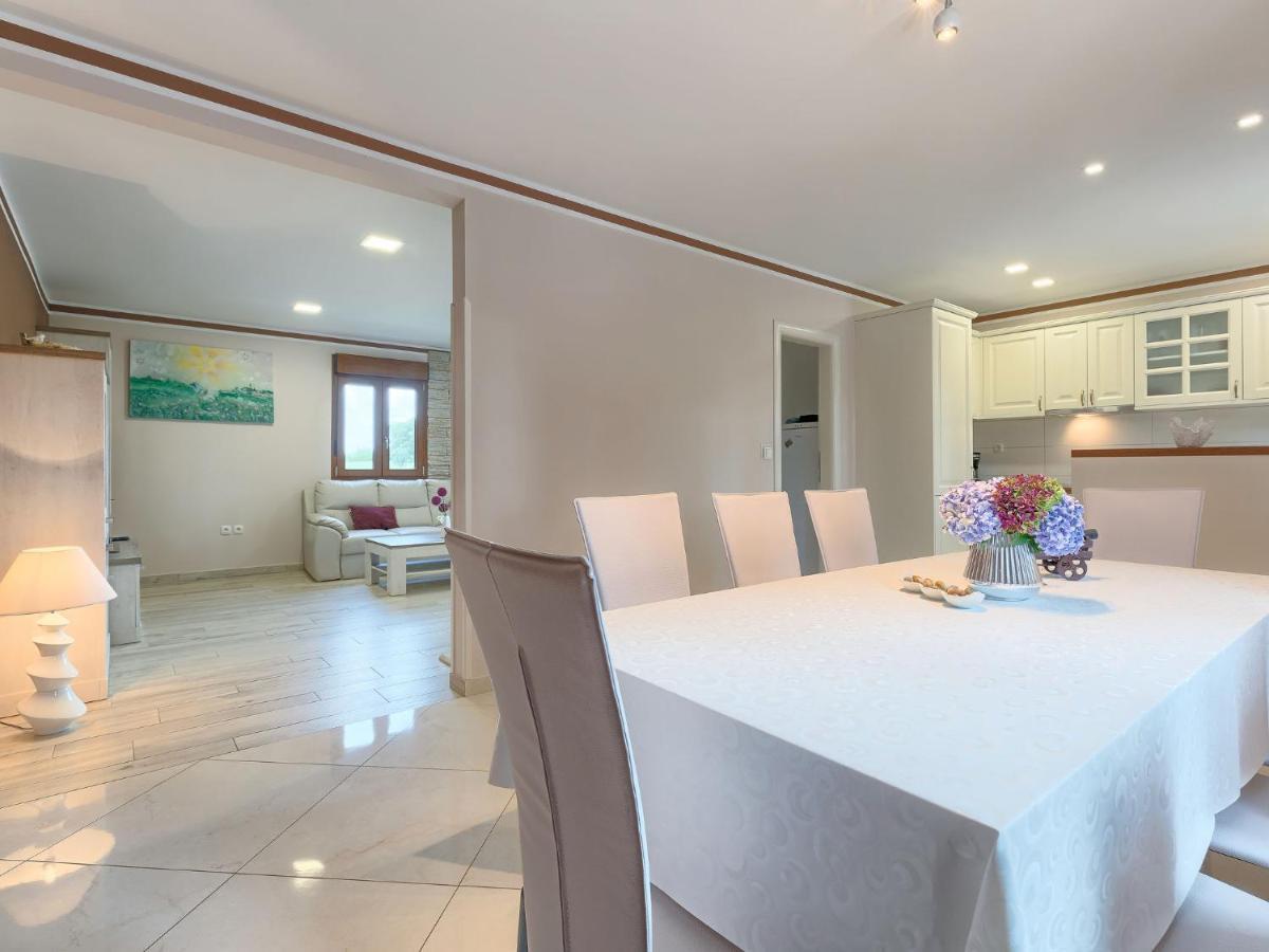 Holiday Home Villa Aniva By Interhome Žminj Exteriér fotografie