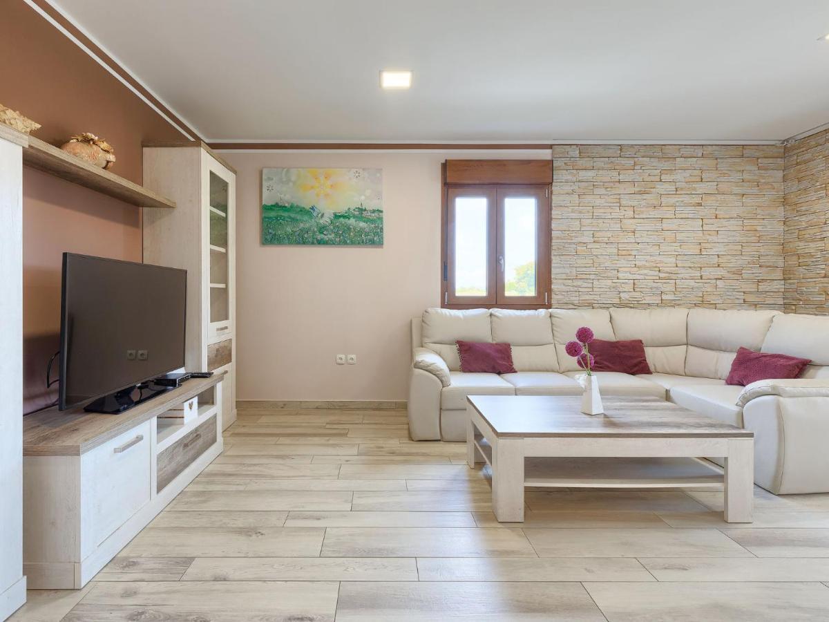Holiday Home Villa Aniva By Interhome Žminj Exteriér fotografie